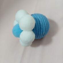 耐用猫咪磨牙玩具，带铃铛，互动式自玩球 - 彩色 - 查看 18