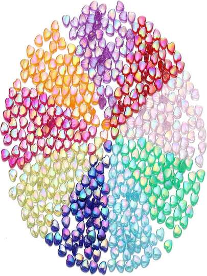 100颗9色混合珠子，珠子颜色为彩虹色，心形图案！DIY手链、项链、发饰等手工材料，适合学生使用。