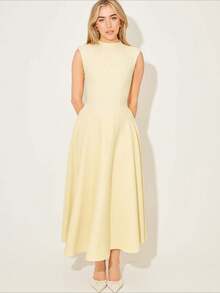 2026 New Arrival European American Style French Temperament Women's Solid Color High-End Minimalist Dress - 淡黃色 - 查看 1