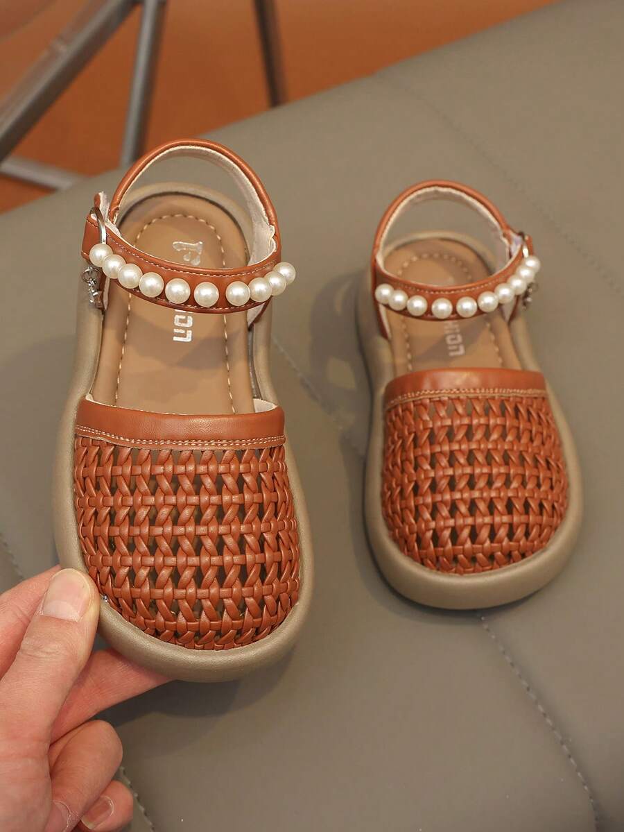 1 đôi dép xăng đan bít mũi kiểu retro cho bé gái, giày đi biển thoáng khí thời trang mùa hè mới, đế mềm chống trơn trượt. - màu nâu - Xem 1