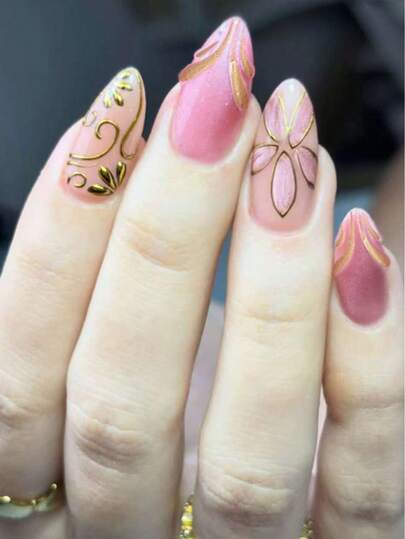 30pcs Short Almond-Shaped False Nails, 3D Cat Eye Gilded Floral Vine Elegant Nail Art Set, Full Coverage Removable Manicure Kit, Suitable For Women's Party, Ball, And Daily Wear