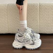 女士银色厚底运动鞋，厚底透气网面跑步休闲鞋，2026春秋款 - 白色 - 查看 2