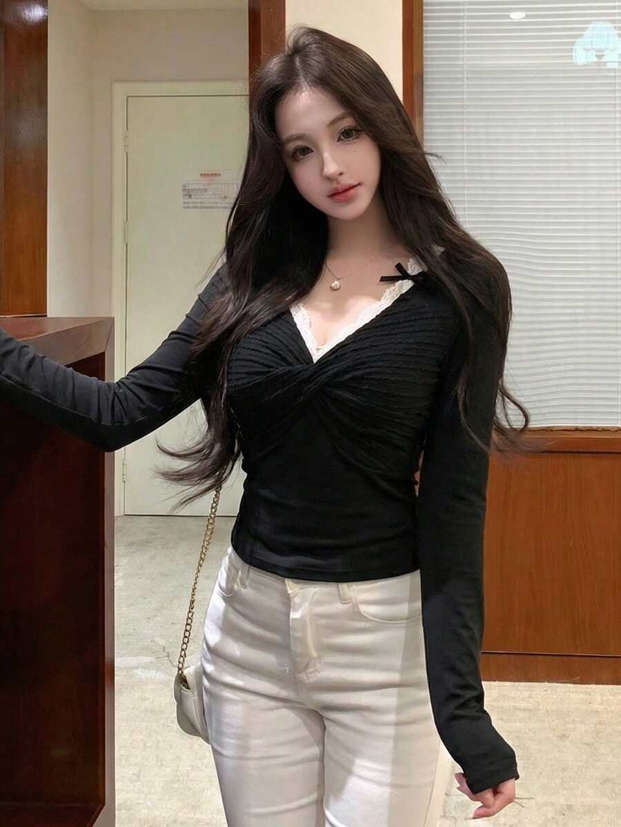 Black Off Shoulder Bowknot Camisole, Unique Design, Slim Fit, Sexy Style, Layering Top For Spring & Autumn - Black - View 1