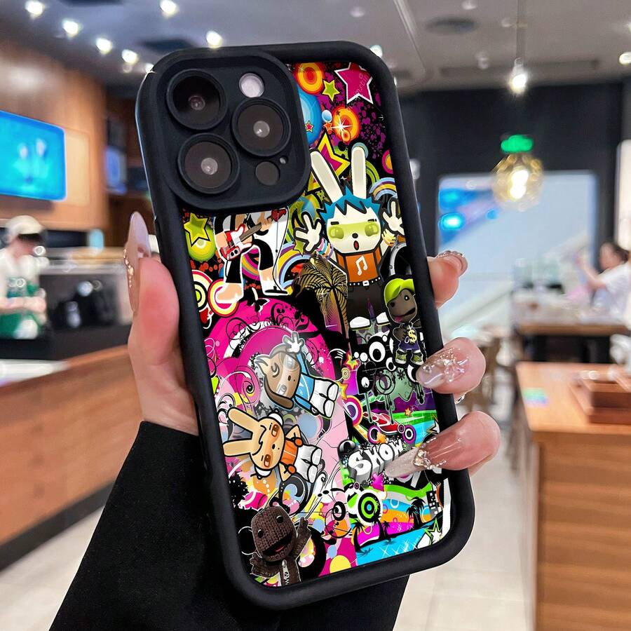 Personajes coloridos sobre fondo de grafiti. Esta elegante funda es compatible con Samsung, Apple, VIVO, OPPO, , Transsion, , y Honor. Fabricada en silicona TPU, ofrece protección contra golpes y caídas, además de una sensación superior. Es un regalo ideal para familiares, amigos y seres queridos, y la opción perfecta para San Valentín y Año Nuevo. - Negro - Ver 1