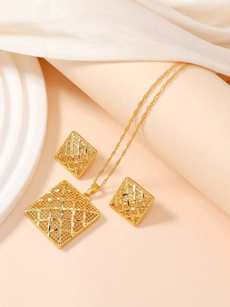 Set de 2 piezas de collar con colgante y aretes de patrón de rombos hueco chapado en oro cobrizo de estilo de Oriente Medio para Ramadán, mejor regalo para familiares y amigos - Amarillo Oro - Ver 1