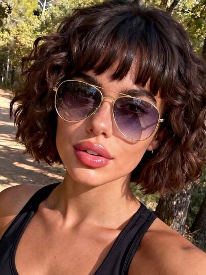 1 Cặp kính thời trang phi công gọng kim loại kiểu retro unisex, thời trang và đa năng, thích hợp cho thể thao, du lịch, lễ hội âm nhạc, lái xe, kỳ nghỉ, tiệc tùng, hoạt động ngoài trời và nhiều dịp khác.