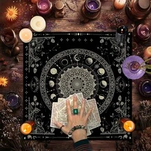1件黑色星空塔罗牌祭坛布及配套收纳袋，饰有日月图案 - 巫术仪式布，适用于塔罗牌占卜、月相仪式、冥想空间、异教祭坛 - 巫术仪式桌布，优雅的日月曼陀罗祭坛布，神秘星空设计，复古花卉桌布，巫术占星黑色神谕垫塔罗牌桌布，波西米亚风游戏垫布，家居装饰房间装饰 - 彩色 - 查看 2
