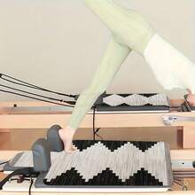 1 قطعة حصيرة اليوغا مقاس 39*22 بوصة، بنمط وادي متدرج، مانعة للانزلاق ومتينة وسميكة لممارسة اللياقة البدنية، مناسبة للمنزل والمحترفين، حصيرة تمارين اليوغا/البيلاتس للمبتدئين، متوفرة بأنماط متعددة - متعدد الألوان - مشاهدة 5