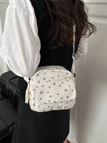 1 buah Tas Persegi Minimalis Bermotif Bintang, Dengan Kantong Luar 3D, Kantong Kamera, dan Tali Bahu Panjang yang Dapat Diatur, Cocok untuk Penggunaan Sehari-hari Kasual Wanita dan Pelajar - Putih - View 3