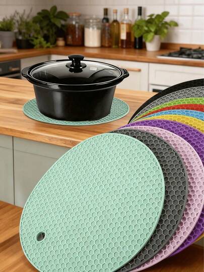 3-Pack Silicone Heat Resistant Placemats - Round Non-Slip Pot Holder Mats For Kitchen Countertops & Dining Tables, Multi-Purpose Hot Pad Trivets For Hot Dishes, Outdoor Picnics & BBQ Use