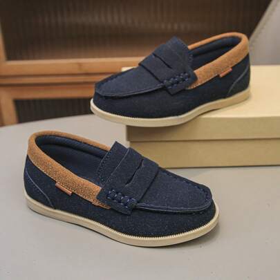 1 Pair Spring/Autumn Unisex Kids' Flat Shoes, Run Small By 1 Size, Fashionable Solid Color Minimalist Retro Casual Slip-On Breathable Non-Slip Loafers