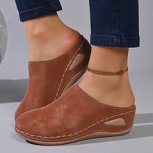 Women's New Round Toe Casual Slip-On Wedge Heel Loafers - Brown - View 4