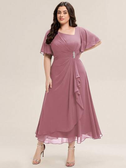 EVERPRETTY 大码夏季优雅雪纺粉色伴娘礼服，饰有钻石珠饰，适合婚礼宾客穿着，柔软荷叶边不规则设计，适合婚礼、正式晚宴等场合。