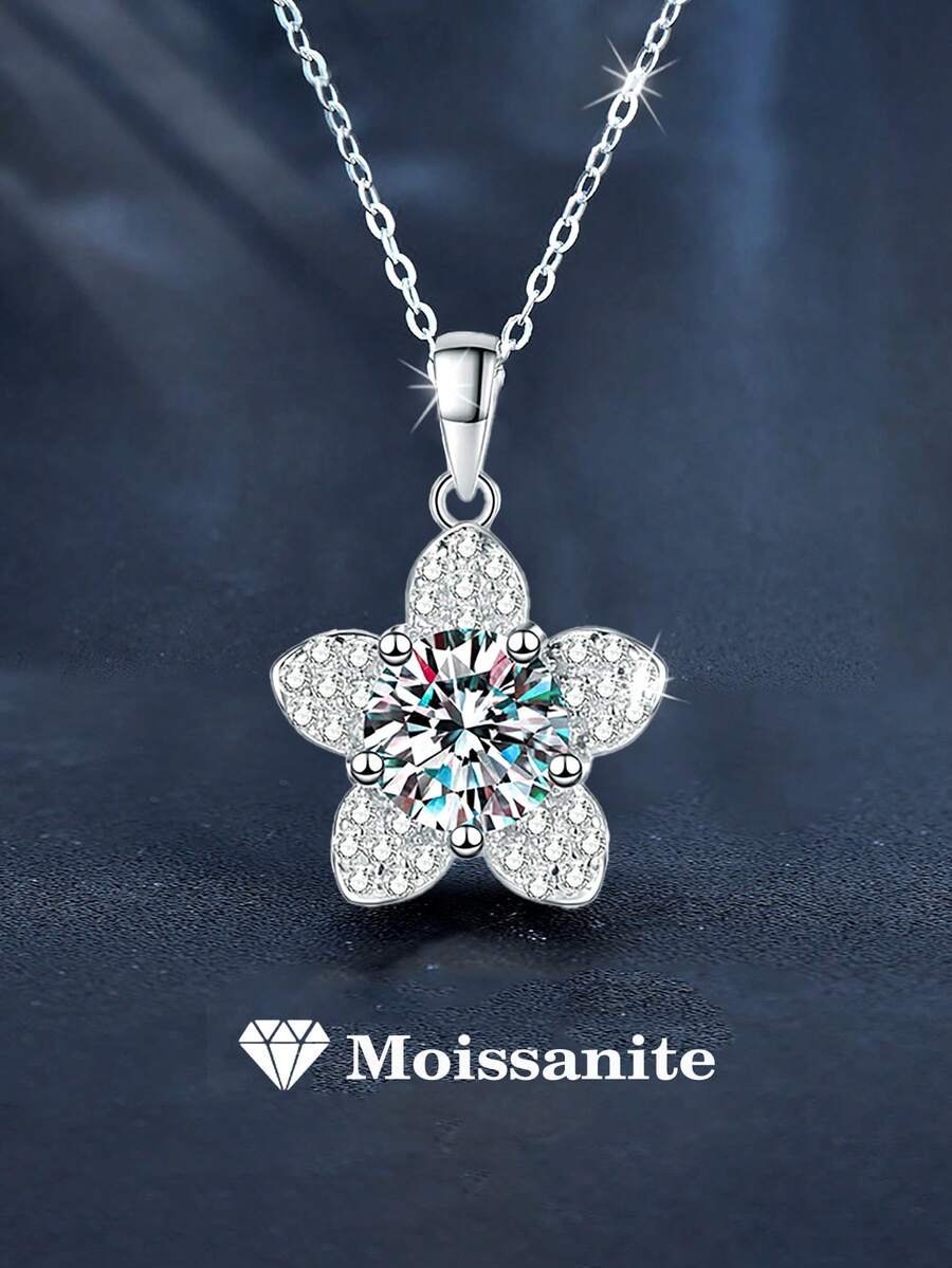 1pc Elegant Luxury 925 Sterling Silver 1 Carat 6.5mm Moissanite 5-Star Flower Necklace, Suitable For Women's Daily Wear, Party, Holiday, Valentine's Day, Mother's Day, Wedding Anniversary, Women's Jewelry Gift - XL0108M - View 1