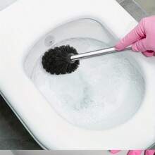 一套带不锈钢手柄、耐用硬毛的马桶刷，适用于浴室清洁，白色/黑色 - 彩色 - 查看 5