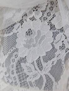 Elegant Lace Contrast Mesh Off-Shoulder Spaghetti Strap Trailing Wedding Dress - Beige - View 2