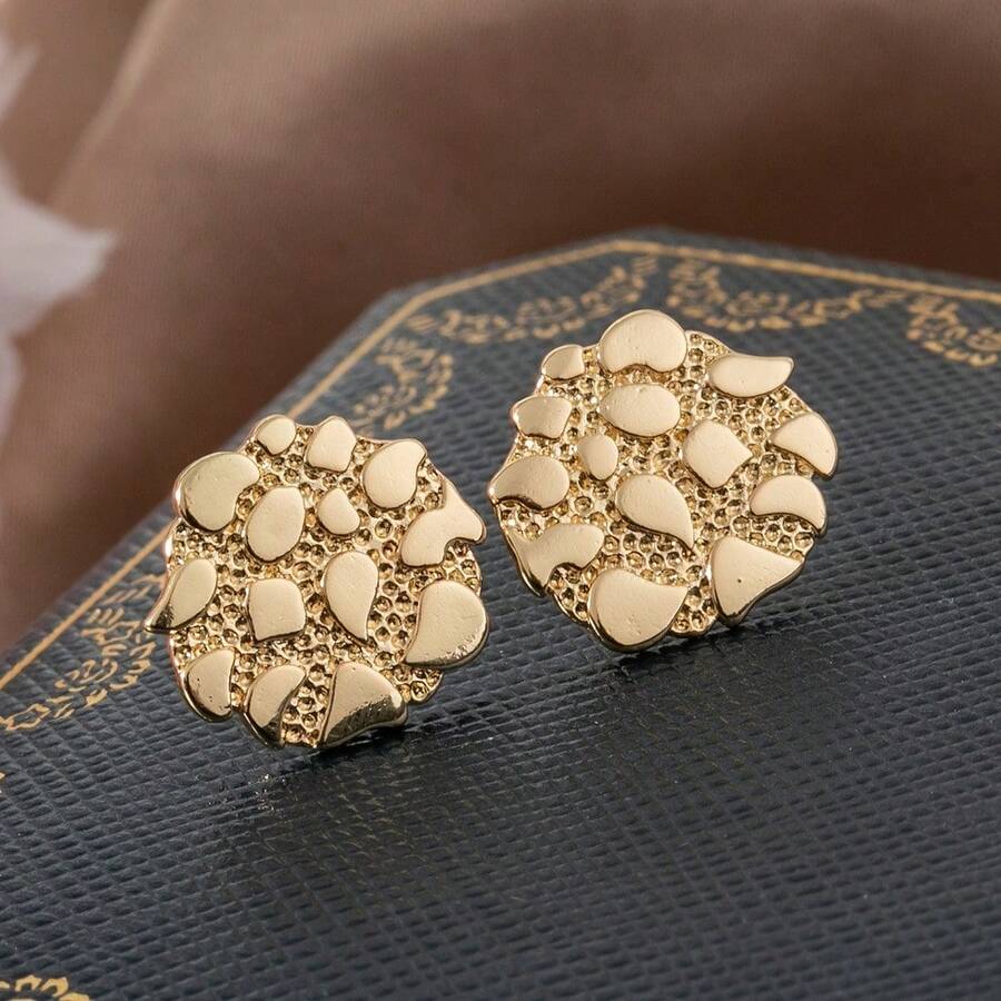 1 par de pendientes asimétricos con textura de estilo punk metálico, de uso diario elegante y único para mujeres - Dorado - Ver 1