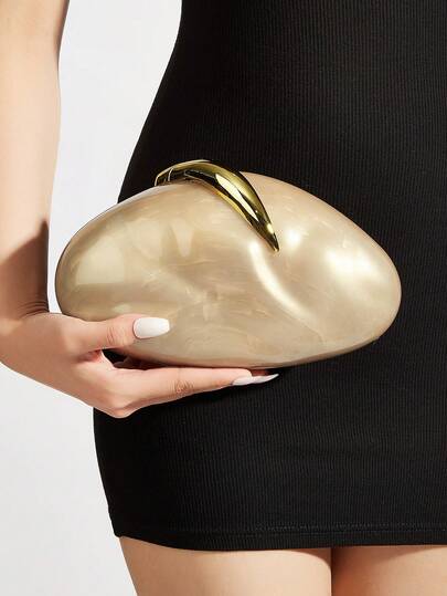 亚克力贝壳形手拿包，新款婚礼新娘白色包包，适合派对、宴会、奢华度假晚宴，配有链条肩带，优雅贝壳包，完美适用于派对、婚礼、晚宴和宴会，可搭配婚纱、正装、舞会礼服、生日装和女士派对服装。