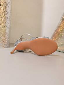 Giày sandal cao gót mũi nhọn hở mũi màu trơn trong suốt đính pha lê, kiểu dáng cổ tích, dành cho nữ, mùa hè. - Bạc - Xem 4