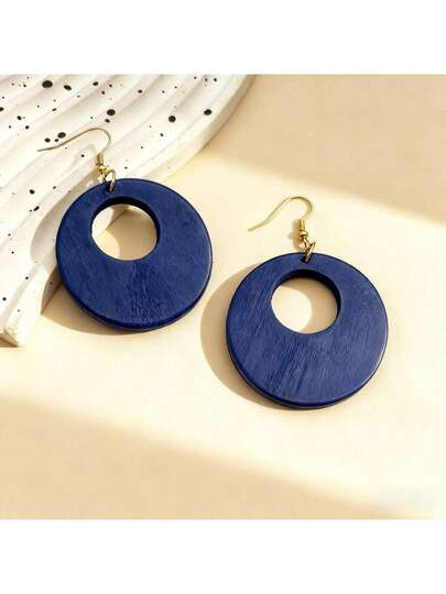 1 Pair Vintage Wooden Hollow Round Pendant Earrings
