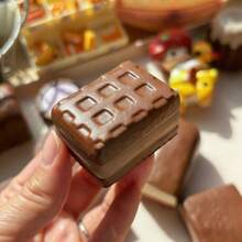 巧克力仿真食物/逼真巧克力/慢回弹/玩具面包/挤压玩具/减压玩具 - 超柔软橡皮泥质地/随时缓解压力/硅胶玩具/史迪奇玩具 旅行玩具 课堂玩具 迷你小玩意 洗澡玩具 圣诞文具 减压球，生日礼物，圣诞礼物，复活节礼物，平安夜礼物，完美礼物，玩具，游戏 - 彩色 - 查看 18