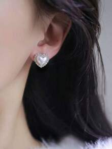 1 paire de boucles d'oreilles à tige vintage style français avec strass en forme de cœur, convient aux adolescentes, pour un port quotidien et les jours de fête - Amour - Voir 2
