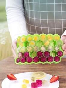 1pc Silicone Honeycomb Ice Cube Tray, 37 Grids With Lid, Easy Release Design, Suitable For Creative Iced Drinks And Summer Essentials - Multicolor - View 5