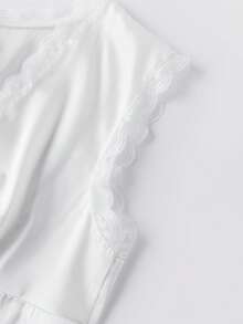 Womens Satin Lace Trim Tank Top Back Tie Up Deep V Neck Open Back Silky Camisole Vest Shirt Summer Sleeveless Backless Y2K Fairy Going Out Crop Tops Blouse Coquette Aesthetic Clothes Party Club Streetwear - Trắng - Xem 10