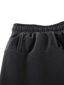 1 chiếc quần short thể thao nam dài 3/4, có lớp lót bên trong, kiểu dáng boyfriend, nhanh khô, phù hợp cho tập luyện mùa xuân/hè và đi làm. - màu đen - Xem 5