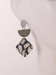 1 paire de boucles d'oreilles pendantes en argile polymère texturée noire faux marbre carrée, faites à la main, avec des accessoires géométriques. Style unisexe audacieux, convient pour les vacances, les fêtes, le port quotidien et comme cadeau. - Multicolore - Voir 6