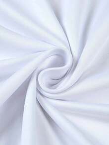 Disney Lady's T-Shirt, Featuring Creative Mickey Mouse And His Companion Cartoon Patterns. The Fabric Is Soft, Comfortable And Durable. This Is A Summer/Winter Women's Round-Neck T-Shirt, Suitable For Daily Wear, Going Shopping, Parties, And Gatherings. It Is Also More Suitable As A Daily Outfit Or As A Gift. - 白色 - 查看 4