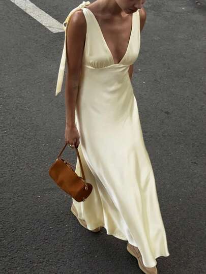 2026 Spring/Summer New Satin Bow Strap Deep V-Neck Champagne Formal Evening Dress, Suitable For Dates, Formal Events, Parties, Beaches, Holidays, Street Style, Carnivals, Weddings, Birthdays, Y2K, Shiny, Easter, St. Patrick's Day, Graduations, Galas, Luxury Evenings Party Elegant
