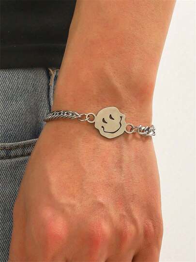 1pc Minimalist Fashionable Men's Smiling Face Pendant Bracelet, Suitable For Daily Wear And As A Gift For Friends