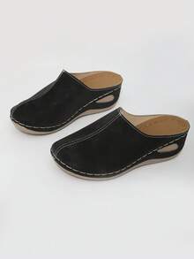 Women's New Round Toe Casual Slip-On Wedge Heel Loafers - Black - View 8