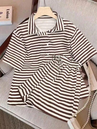 Women's Summer Outfit, Woven Digital Print Striped Polo Collar Short Sleeve Button-Front Shirt And Elastic Waist Shorts Casual Set, Suitable For Outdoor Vacation And Daily Casual Wear