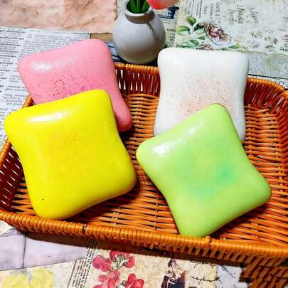 1 st - Ultra Wet Soft Butter Toast King Squishy med långsam återhämtning, stresslindrande leksak - perfekt present - födelsedagspresent - högtidspresent - julklapp - halloweenpresent. Bästsäljare: Super Wet - Soft Cream Toast King Squishy - långsamt stigande stresslindrande leksak, realistisk "sipprande" toast med molnliknande känsla, ultimat skrivbordskrossare.