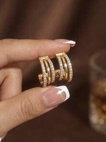 1对简约三层锆石耳钉，925纯银，精致首饰，适合女性日常佩戴 - 三層耳環 - 查看 1