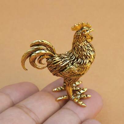 A New Brass Statue Of The Zodiac Rooster, Pure Gold Wealth-Attracting Decoration For The Living Room Or Desk, Exquisite Valentine's Day Decoration.