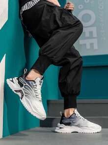 男士休闲厚底回弹低帮运动鞋，舒适通勤百搭时尚休闲鞋 - 灰色 - 查看 5