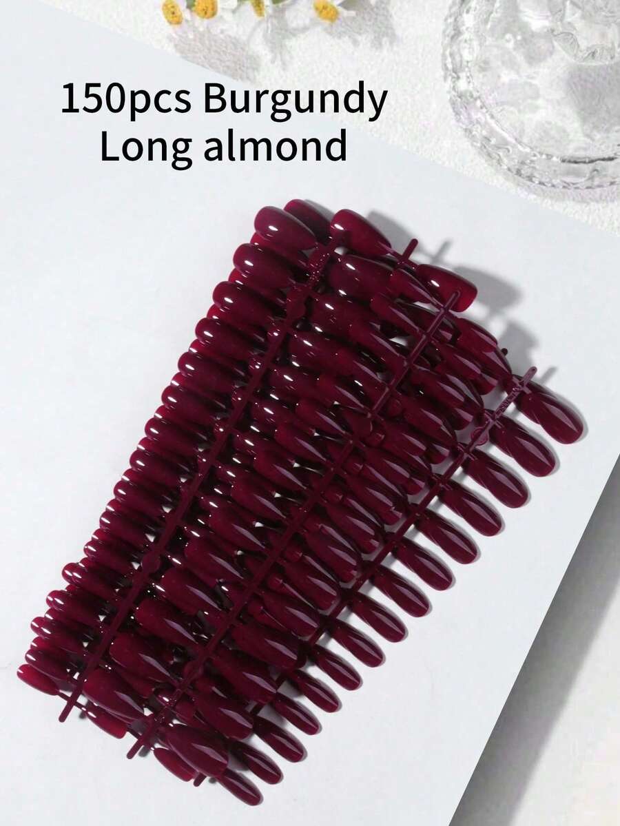 150片亮面杏仁形酒红色美甲贴纸，亚克力材质，完美贴合杏仁形指甲，易于佩戴，适合女性日常工作、派对及其他场合的美甲用品