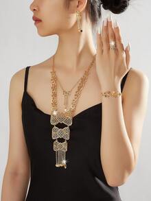 Dubai Style Minimalist, Sweet Exaggerated, Gold-Tone Copper Fashion High-End Luxury Retro Jewelry Set, Suitable For Outings, Leisure, Parties, Daily Dates, Christmas And Other Holidays. The Set Includes Multilayer Gold-Plated Long Necklace, Tassel Earrings And Bracelet, Ideal Gift For Ladies, Girlfriends, Parents, Etc. - XSJT-211 - View 3