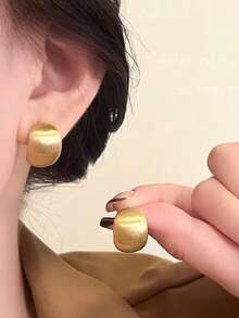 1 par de pendientes de aro minimalistas y modernos con textura geométrica de metal, adecuados para uso diario y de fiesta de adolescentes - geometría - Ver 2