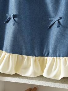 Đầm không tay kiểu denim cho bé gái, kiểu dáng thời trang dễ thương với nơ và vạt áo phối hợp, cổ tròn, phù hợp cho bé từ 3-7 tuổi. - Màu xanh lam - Xem 5