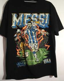 Artistic Tela Lionels Messis Men's Sz Medium World Champion Soccer Graphic T-Shirt. - 黑色 - 查看 1