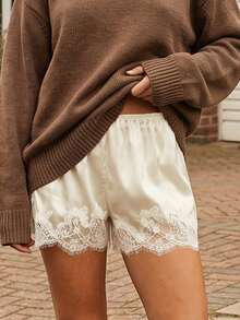 Women's Lace Trim Shorts Casual Loose Fit Stylish Elastic Mid Rise Shorts For Spring/Summer - Champagne - View 4