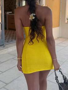 Doriss 春夏 3D 立体花朵串珠收腰露背紧身短裙，适合节日外出、婚礼季、情人节、新年等场合，也是女士春季、夏季和度假的理想选择。 - 黃色 - 查看 5