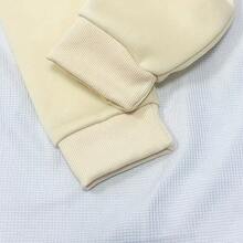 Comfortable Autumn And Winter Kangaroo Hoodie Sweatshirt Featuring A Jesus Love Print For Girls - Màu be - Xem 4