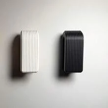 1个3D打印自锁式毛巾架，重力壁挂式，现代日式风格，装饰性强，需使用双面胶安装，适用于浴室，可放置毛巾、浴袍等，非常适合情人节、复活节、婚礼、斋月、狂欢节等场合。 - 彩色 - 查看 13