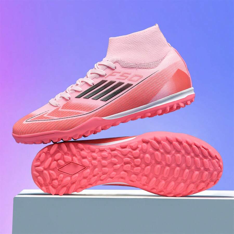 中性低筒 AG 足球鞋,男女款情侶風人造草皮足球靴,超輕貼身舒適內裡,防滑耐磨鞋底,適合日常運動訓練與休閒戶外穿著 - 粉色 - 查看 1