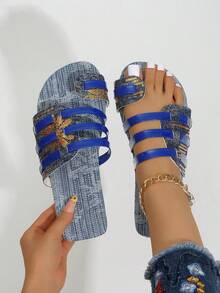 Dép xỏ ngón nữ mùa hè mới, chất liệu denim phối nhiều mảnh, đế bằng, mũi tròn đính đá, kiểu dáng thường ngày, đa năng cho mùa xuân/hè. - Màu xanh hải quân - Xem 4